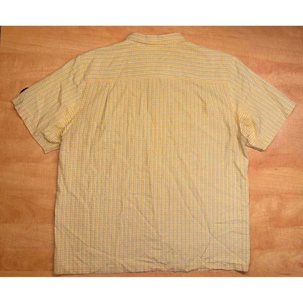 The North Face Mens XL Yellow Plaid Short Sleeve Button Up Hiking Shirt Pocket